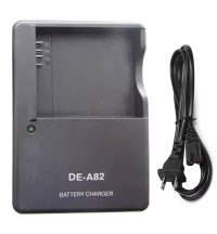 Panasonic DE-A82 Battery Charger